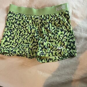Green patterned Nike Pro 3 inch Spandex